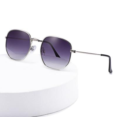 China Custom Sunglasses Logo Designer Sunglasses For Men 2023 Fashion Sunglasses Vintage Trend Simple Soft UV400 Sunglasses for sale