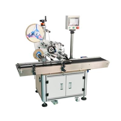 Κίνα Automatic Food Stickers Flatten Double Sided Bottle Labeling Machine For Square Bottles προς πώληση