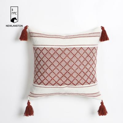 China 2022 Anti-Static New Design The Four Corners Pillow Cushion Cover With Tassels Custom Pillowcase Sofa Pillow Case For Seat Back for sale