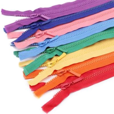 China High Quality Self Lock Stockings Self Lock Jacket Sewing Tapeplastic Long Chains Zipper Rainbow Nylon Zipper 5 Zipper Fashion Accessories for sale