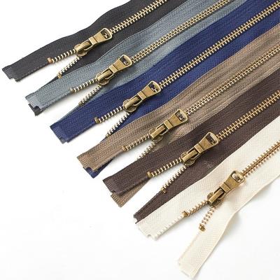 China Wholesale Custom High Quality Black Long Chain Auto Lock Zipper Pants Jeans Gold Zipper Slider Band End-End Metal Zipper For Bags for sale