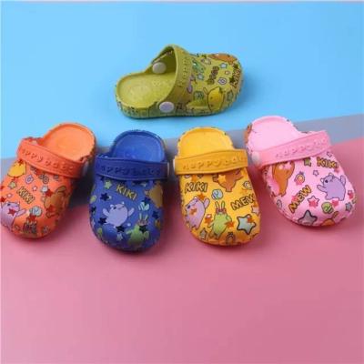 China Wholesale Hot Breathable Comfortable Cheap Summer Season Price Fashion Clog Boys Girls Sandals For Sale for sale