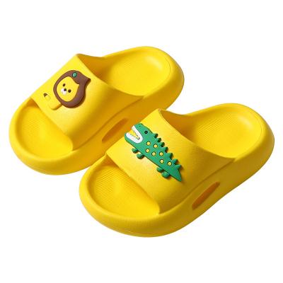 China Papa Mama Soft Bottom Lion Flat EVA Dinosaur Slides Parents Children Cartoon Slippers Women and Kids Indoor Home Bathroom Slippers for sale