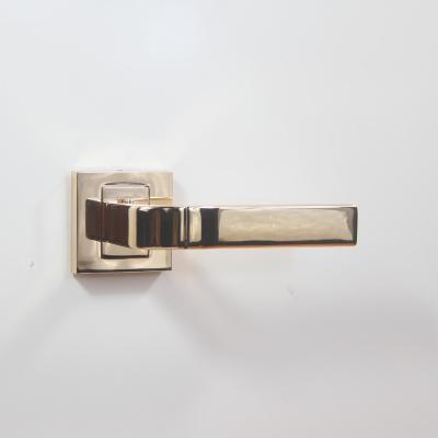 China Good Quality Zink Color Interior Gold Door Handle for sale