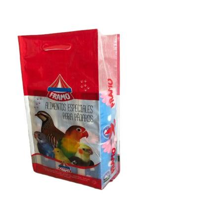 China Laminated Plastic Polypropylene Moisture Proof Woven Packaging Bags For Animal Feed Bird Food Packing for sale