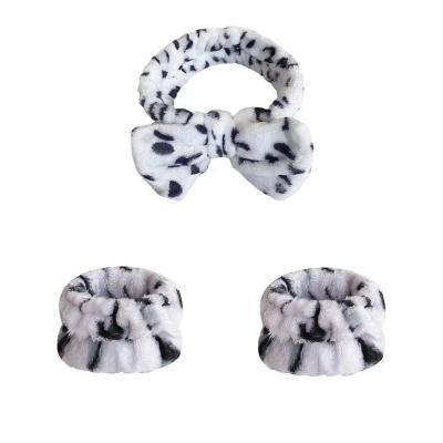 China Custom Face Print Fuzzy Polka Dots Hair Face Wash Elastic Headband and Wristband for sale