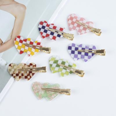 China Double Beauty Girls Hair Accessories Vintage Double Heart Checkerboard No Crease Hair Clips For Styling for sale