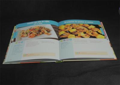 China Libro modificado para requisitos particulares del cocinero de CMYK que imprime A3/A4/A5/A6 el CE FSC para el entretenimiento en venta