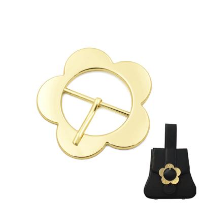 China Flower Type Pin Buckle Fashion Metal Pin Belt Buckle 40mm For Bags for sale