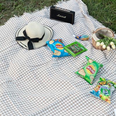 China Portable new portable picnic mat is washable and customizable picnic blanket ixpe boho picnic blanket for sale