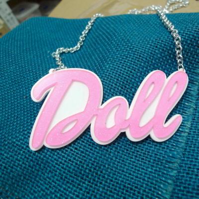 China Custom Dy Laser Casual/Sporty Cut Personalized Any Shape Any Logo Custom Acrylic Name Necklace for sale