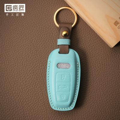 China 2021 Luxury and 100% Eco-friendly NEW Top Grade LeatherCraft Hands Stitching Genuine Leather Smart Car Key Cover for Audi A6L/7/A8L/Q8 for sale