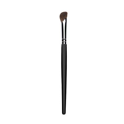 China High Quality Pony Hair Wood Handle Flat Brush Vegan Fashion Private Label Nasal Angle Sweep Nose Shadow Makeup Brush for sale