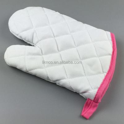 China Printed BBQ Glove / Oven Mitts Excellent Quality Cotton Heat Resistant 200 Degrees for sale