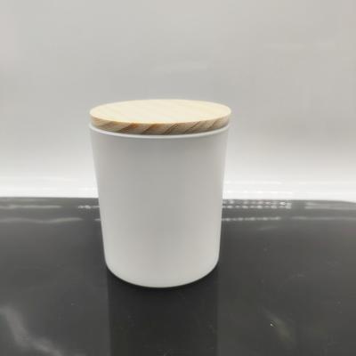 China Fashionable cheap high quality custom logo empty white matte glass candle jar with lid in bulk for sale