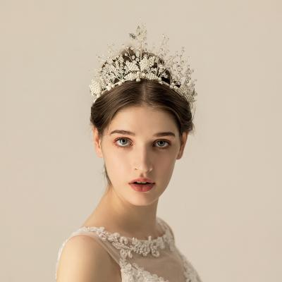 China O881 Vintage Crystal Wedding Hair Circle Metal Hair Circle Fashion Pearl Women's Wig Crown Bridal Tiara for sale