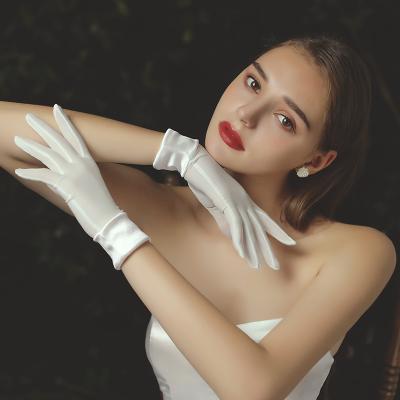 China WG019 Wrist Length Gloves Simple Bridal Short Satin Edge Exquisite Finger Gloves for Wedding Travel Studio Photo Perform Props Daily Life for sale