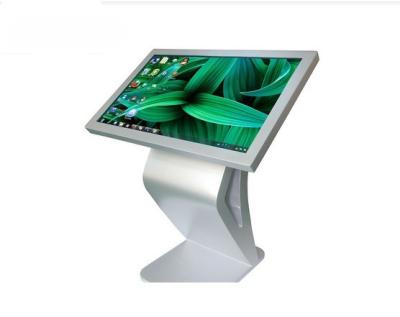 Chine Affichage de table tactile interactif 32 pouces Windows 10 Full HD 1920 x 1080 pixels à vendre