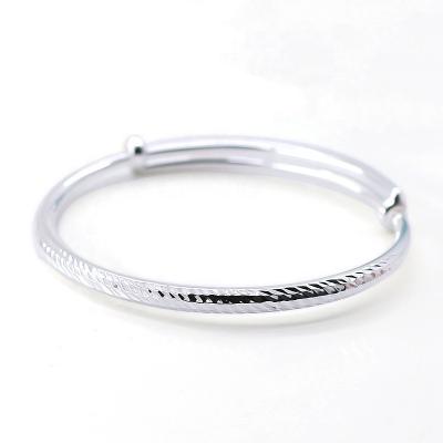 China Simple Silver Nickel And Lead Free Aesthetic Wire Bracelet Wholesale In Guangzhou for sale