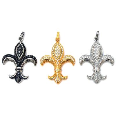 China Vintage Stainless Steel Crusader Flower Diamond Pendant For Men And Women for sale