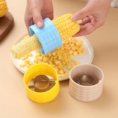 China Cob Cutter Remove Creative Home Instruments Corn Stripper Kitchen Accessories Cooking Tools Kitchen Cob Remover M0192 A1001-01 for sale