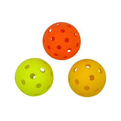 China Standard Practice USAPA Pickleball Pickleballs Seamless Competition For Outdoor Course PE 26/40 Hole Golf Outdoor Pickleball Balls for sale