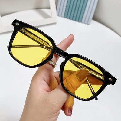 China Latest Trendy 2023 Fashional Sunglasses Trendy Polarized Lenses Lentes De Sol Oversized Shades Acetate Sunglasses Sun Women Sunglasses For Men for sale