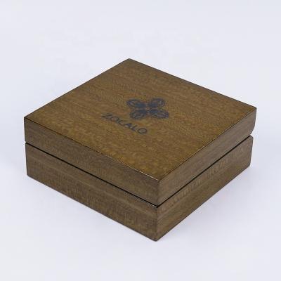 China Luxury New Design High Gloss Jewelry Packaging Box Luxury Wooden Jewelry Gift Box for Bracelet Rings for sale