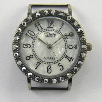 China Cabezas de cobre de bronce antiguas del reloj con Shell brillante hacer frente para señora Jewelry en venta