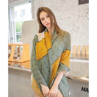 China New Style Cotton And Canvas Material Grid Printing Scarf For Women Spring And Autumn New Style Thin Scarves Fashion Shawl for sale