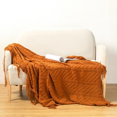 China Summer Anti-Static And Air Conditioning Geometric Pattern Spring Room Nap Bed Tail Blanket Acrylic Knitting Blanket Blanket for sale