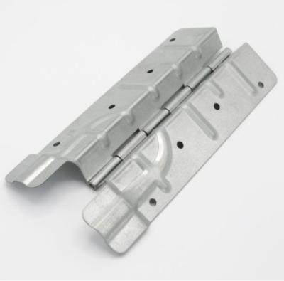 China 217 83 1.5mm Galvanized Steel Pallet Steel Collar Hinges With Rivet for sale