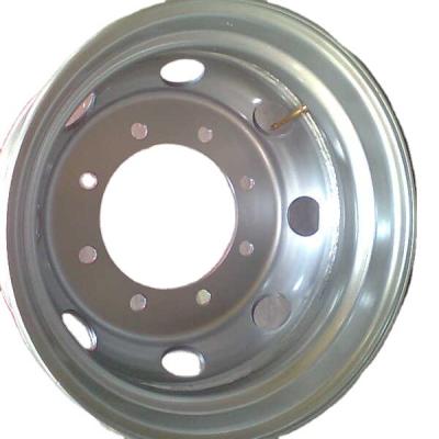 China Hot sale auto spare parts, high quality and low price 19.5*6.75 TUBELESS WHEEL for sale