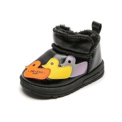 China The other fall/winter 2021 new trend children's fashion shoes baby warm padded cartoon duck wearing non-slip snow boots for sale