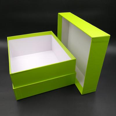 China Recyclable Product Packaging Box With Custom Black EPE Foam Insert for sale