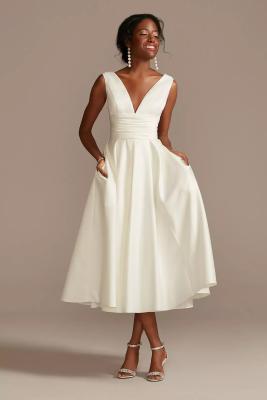 China Modern Satin Plus Size V-neck Zipper Tea-length Empire Backless Tank Straps A-line Ivory Satin Midi Wedding Dress for sale