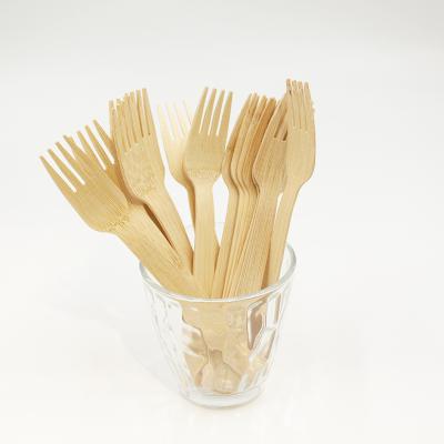 China 165mm Disposable Durable Bamboo Fork Lunch Dinner Kids Fork Cutlery For Meat for sale