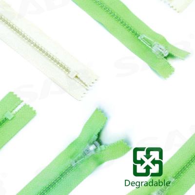 China Sustainable Environmental Protection Metal Nylon Plastic Recycle Zipper With Certificate for sale