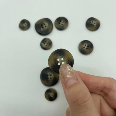 China Other Wholesale High Quality Cheap Pearl Luster Shirt Button Button for sale