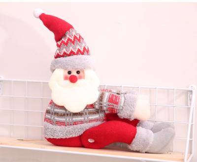 China Funny Santa Claus Christmas Decoration Elk Snowman Elk Button Cartoon Doll Clasp Window Curtain Buckle Gifts for sale