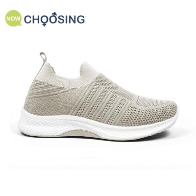 China Fashion Trend New China OEM ODM Outdoor Comfortable High Quality Comfortable Sports Leisure Non Slip Wear Resistant Sports Shoes for sale