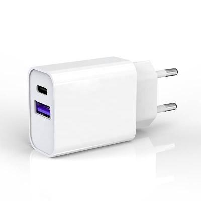 China Type-C original sale of hot charger of USB wall charger from MP3 GPS adapter etc. 65W Gan Cell Phone Fast Charging of mobile phone phone tablet for sale