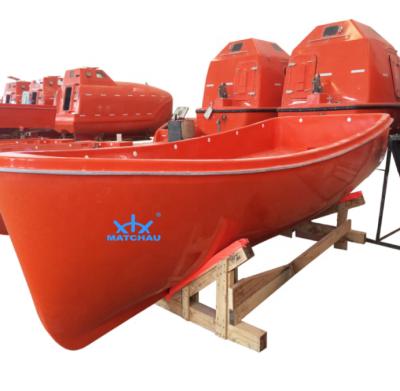 China 5M 25 Person F.R.P Totally Enclosed Lifeboat 5.9M Drop Free Boat 4.5M Lifeboat With Davit For Good Prices 23.48m3 for sale