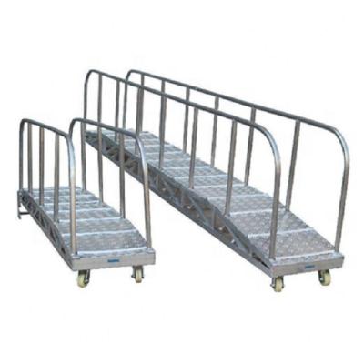 China Marine Hardware Fittings Custom Aluminum Boat Ladders For Gangways Used In High Strength Terminals for sale