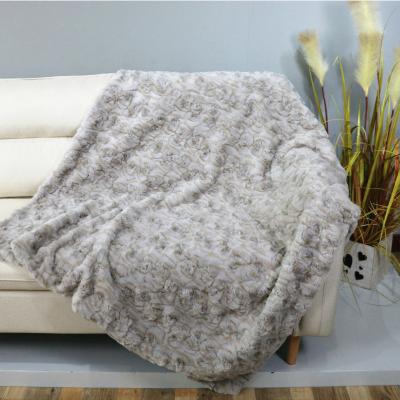 China Sustainable Soft Fluffy Cozy Plush Faux Fur Furry Cozy Warm Blanket for sale