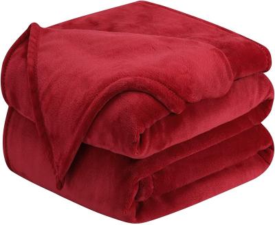 China China Anti-Static Blankets Wholesale High Quality Custom Polyester Plain Flannel Blankets For Winter for sale