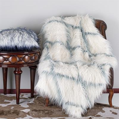 China PORTABLE Luxurious Faux Fur Throw Blanket Faux Fur Thorw Blanket For Sofa for sale