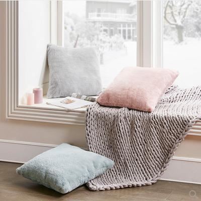 China Viable Ready To Ship Luxury Solid Rabbit Fur Cushion Sofa Pillow Custom Made For Living Room for sale