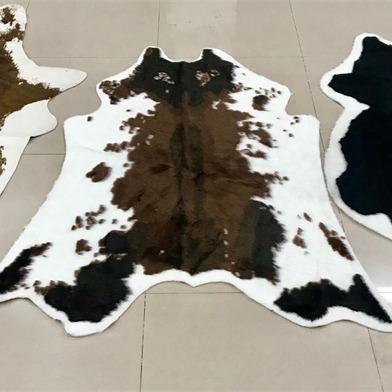 China Area Rug Resistant Cowhide Faux Cowhide Blanket Print Spot Animal Print Cow Rug For Living Room for sale