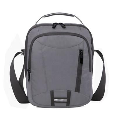 China 2022 New Fashionable Polyester Sling Bag For Man High Quality Messenger Bag for sale